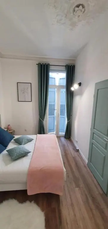 LavandulApt