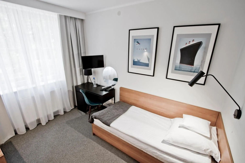 Hotel Edison Poznań Lotnisko Ławica