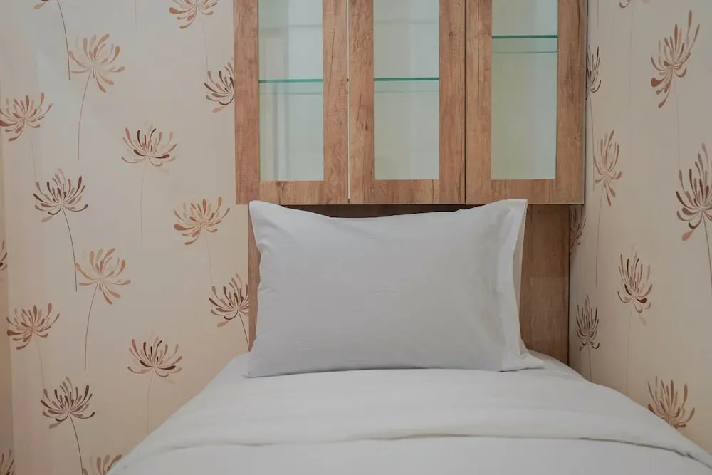 Best Furnished 2BR Mall Access at Green Pramuka Apartment