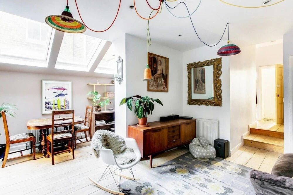 Bright 3 Bedroom Trendy Home by Hampstead