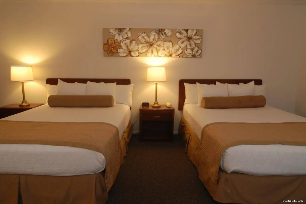 Econo Lodge Inn & Suites Vernal near Dinosaur Monument