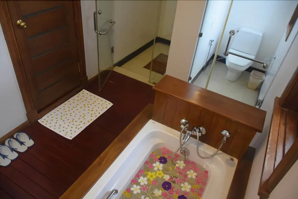 Hotel Yadanar TheinGha