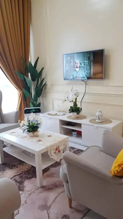 Aleeya Suite @ Troika Residence