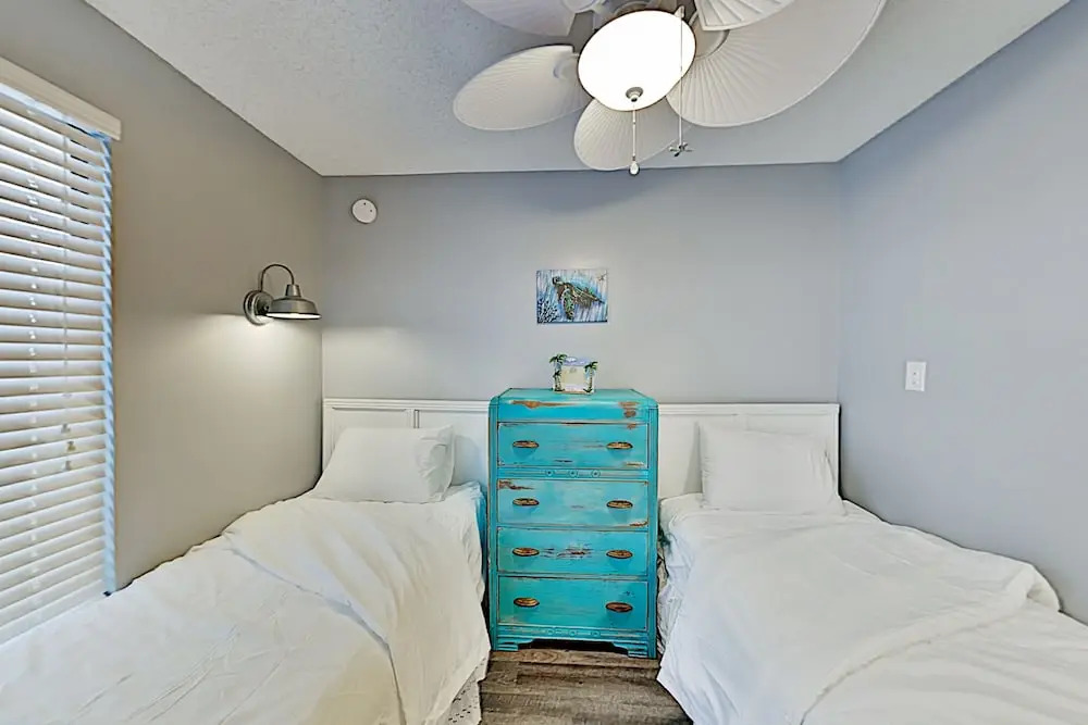 1005wate 3 Bedroom Condo