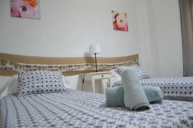 Apartamentos Dos Torres - Antón