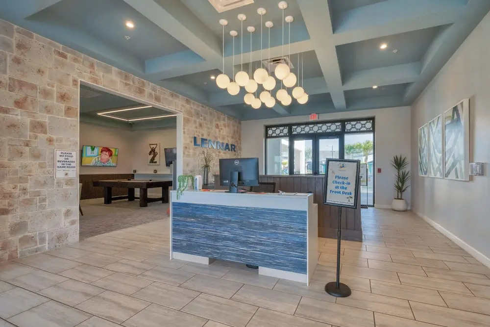 Stylish & Fun Retreat, Pool, Themed Rooms
