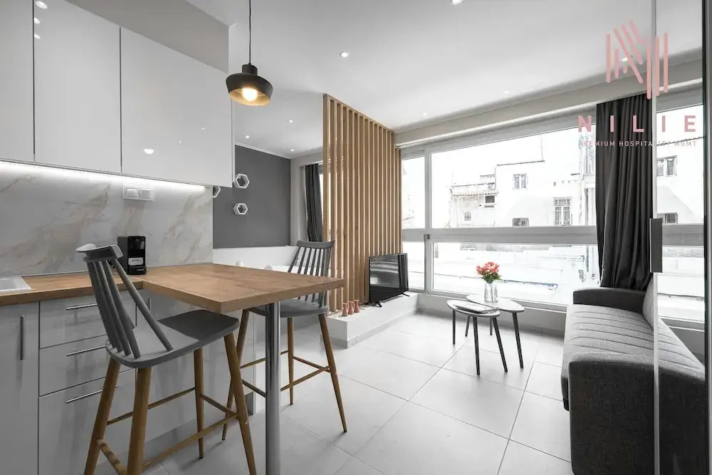 Bonsai Studios & Apartments, Nilie Hospitality MGMT
