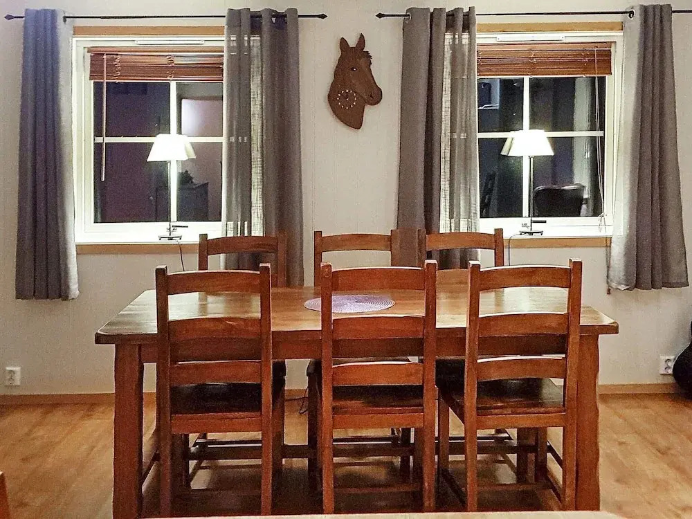 6 person holiday home in Hamnvik