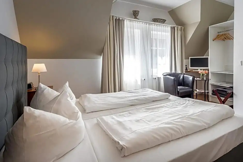 Hotel Zum Roten Tore