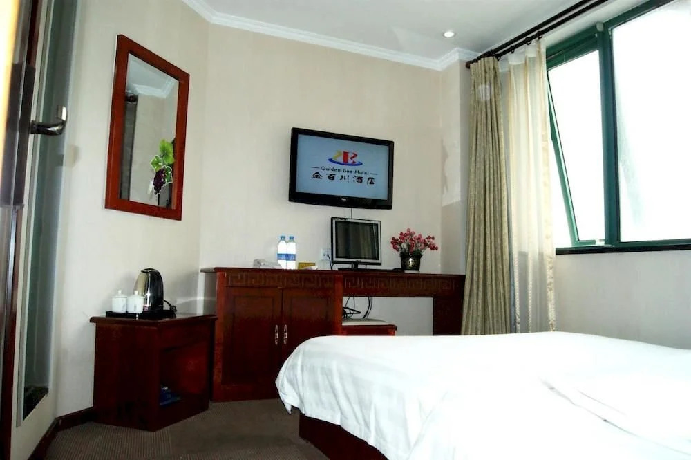 Jinbaichuan Hotel