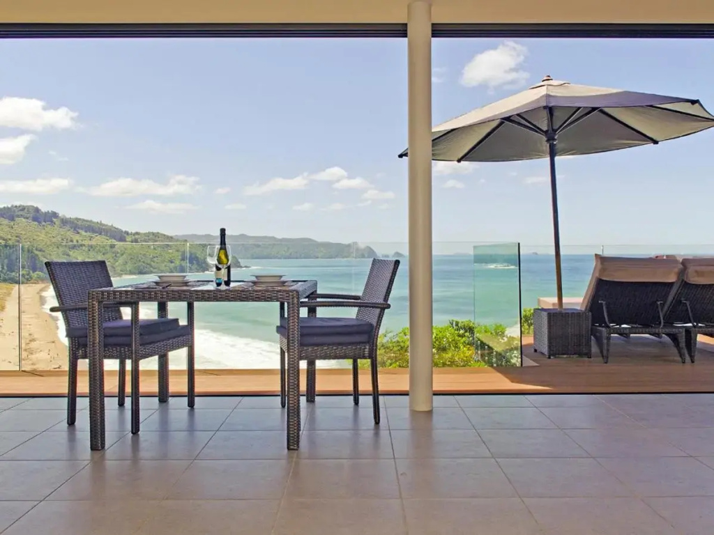 The Lookout - Tairua Holiday Home