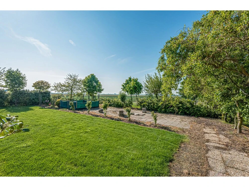 Secluded Holiday Home in Julianadorp With Garden