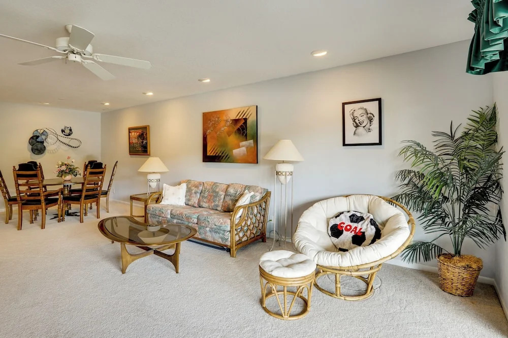 Tranquil Osage Beach Condo w/ Waterfront Decks!
