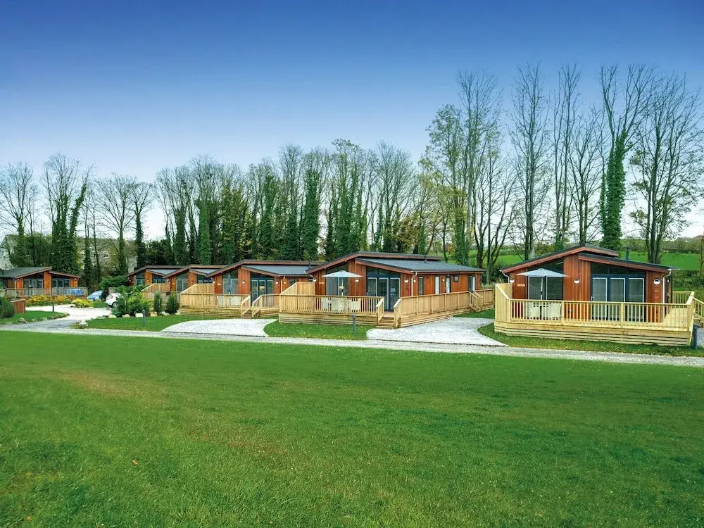 Robin Lodge