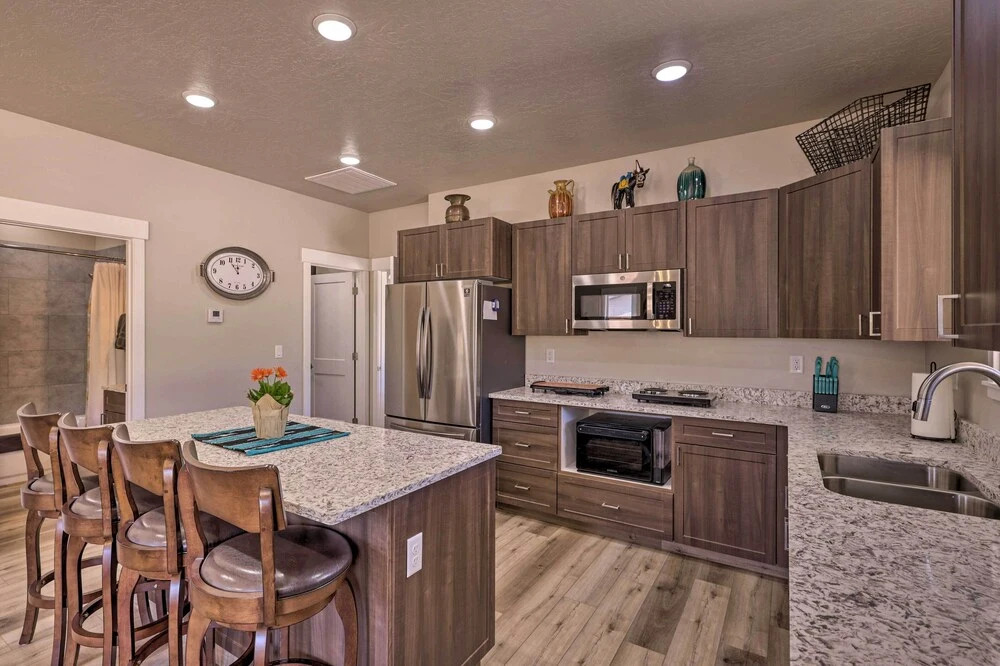 Quiet Kanab Home w/ Panoramic Views & Porch!