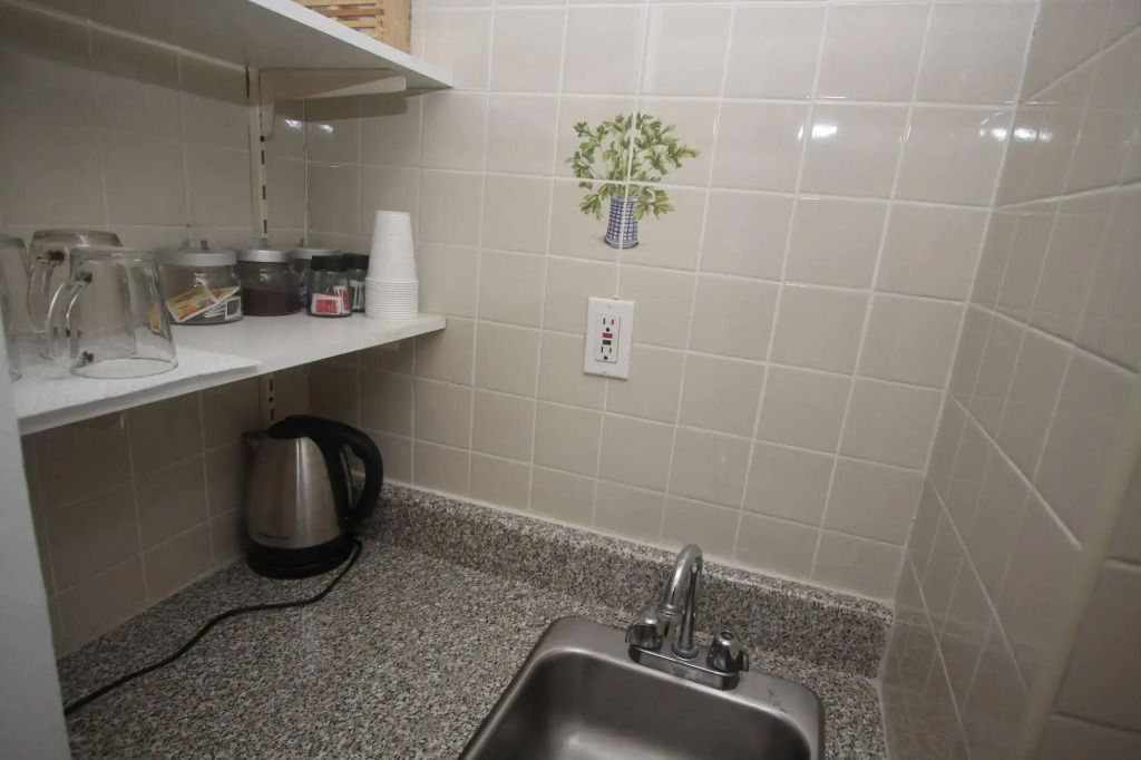 Midwood Suites Brooklyn