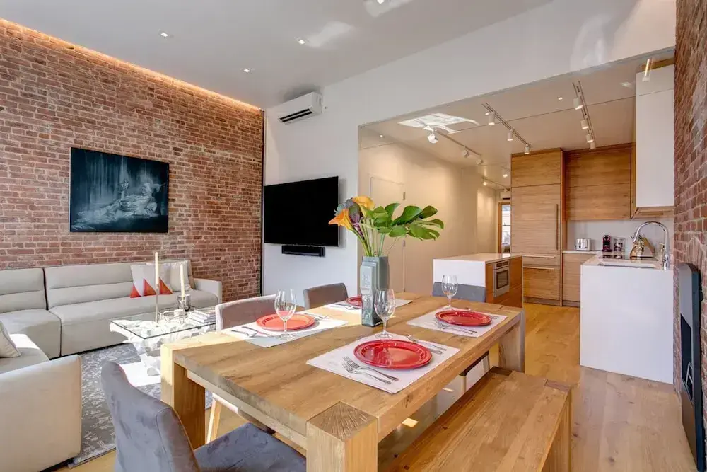 Hawthorn III by Rove Travel 2BR Designer Apt