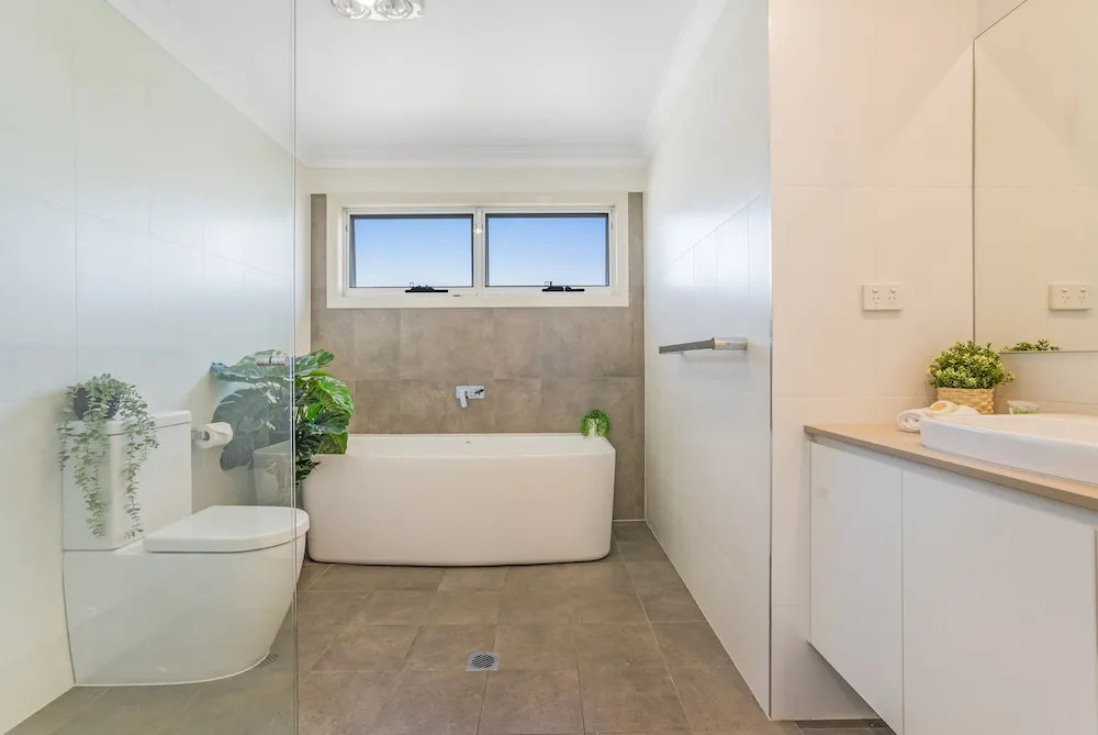 Newcastle Short Stay Apartments - Adamstown Townhouses