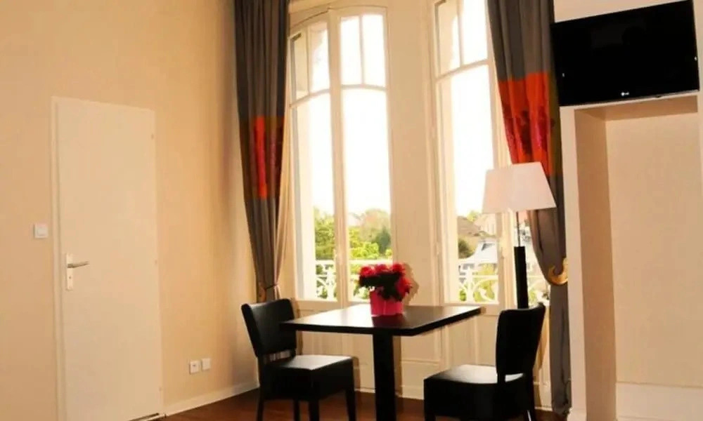 Apartment in Luxeuil-les-bains Near Spa