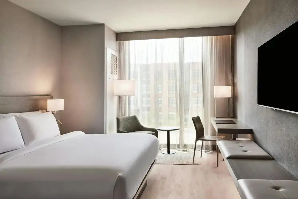 AC Hotel by Marriott St Louis Chesterfield