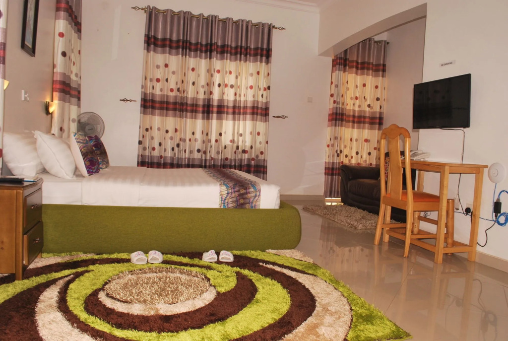 Mowicribs Hotel and Spa