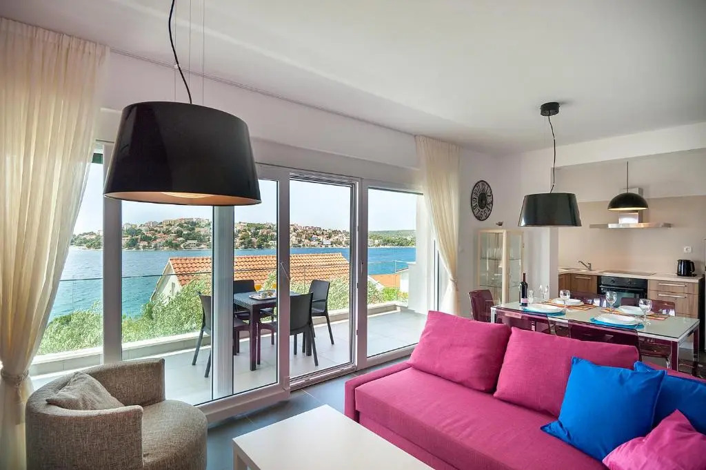 Apartments Sun Rogoznica