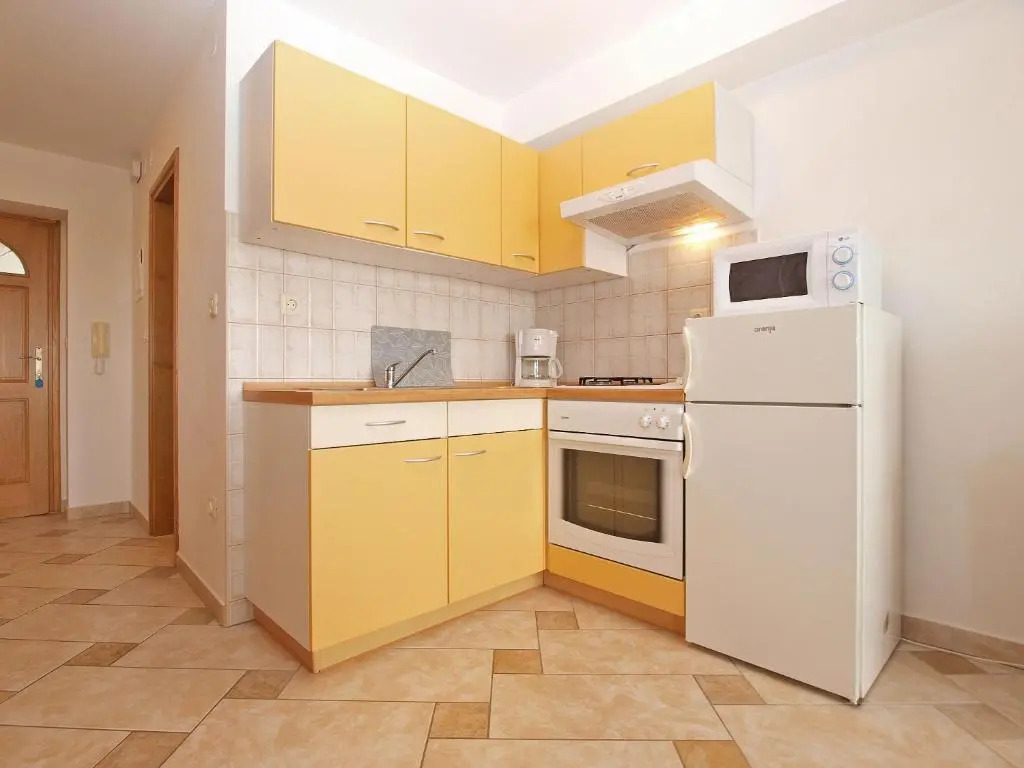 Apartments Kristina 1531