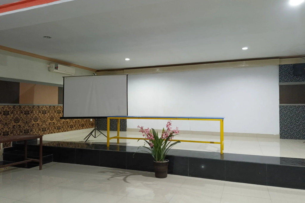 Hotel O Puri Homestay