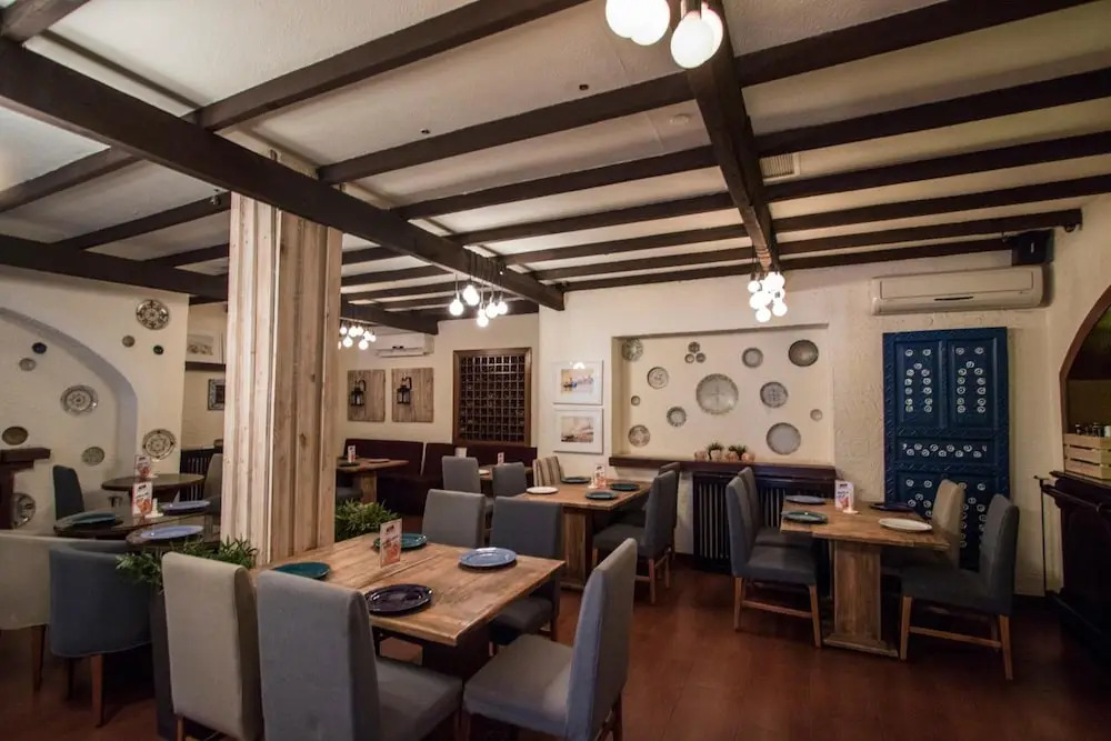 Bonita Inn, Restaurant & Tapas Bar
