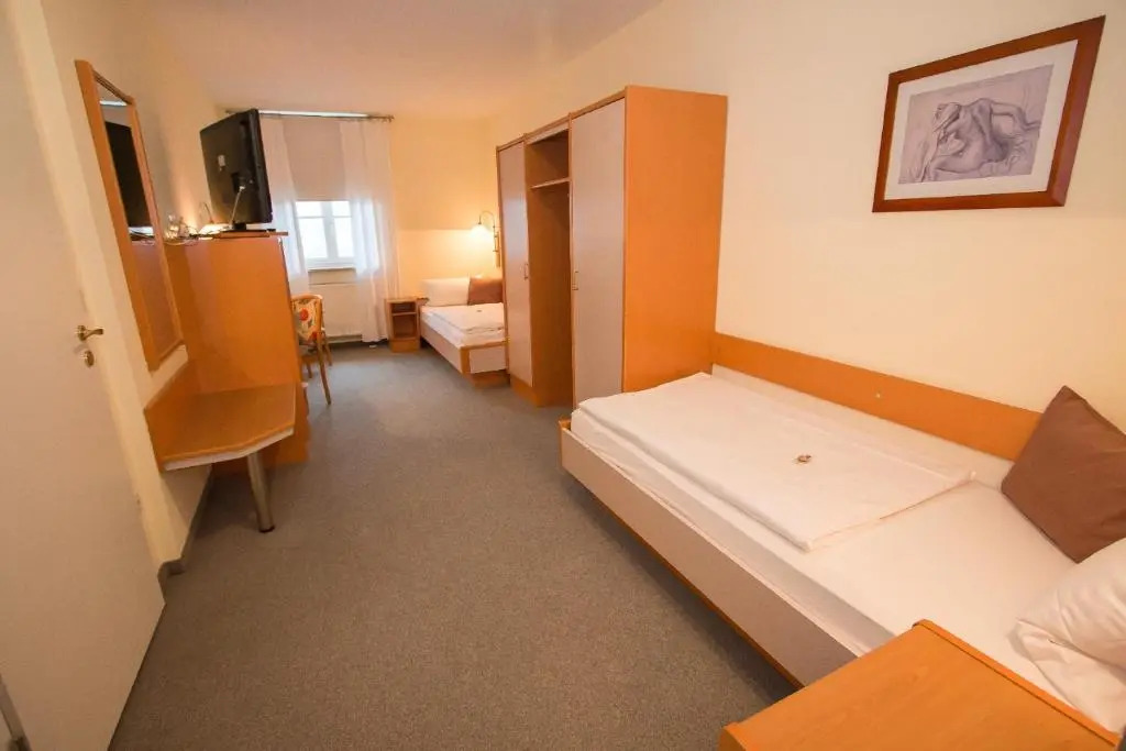 Hotel Garni am Markt - Businesshotel - Frühstücksbuffet - Fahrradabstellplatz - Hunde willkommen