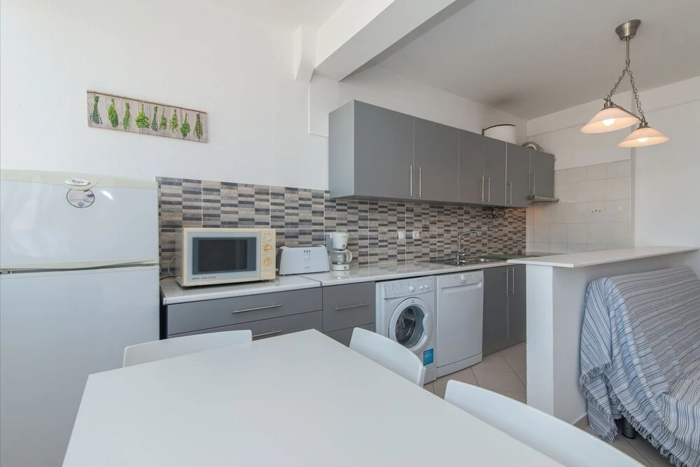 Apt Grace - T2 Pool, Wifi, Balcony, AC, 2,5km From Tavira Center
