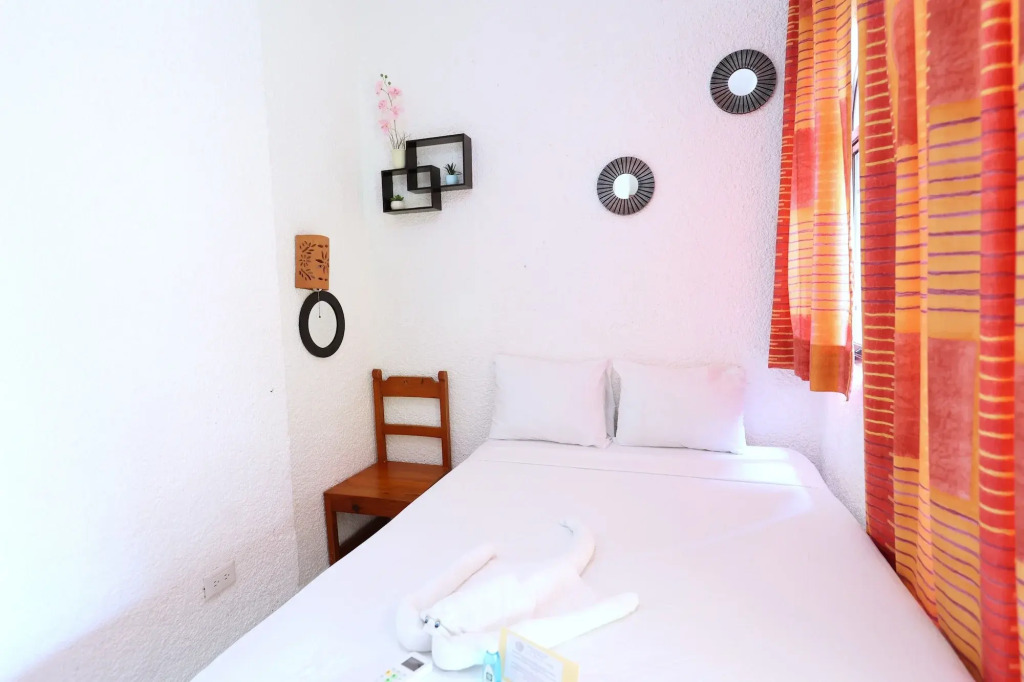 Hotel Bosque Caribe, 5th Av. zone