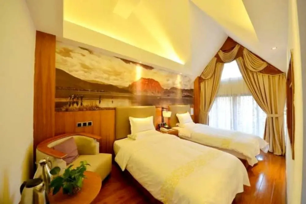Lugu Lake Mi Jing Hotel