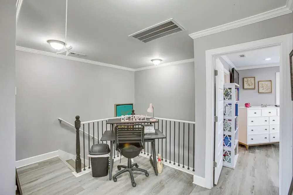 Pet-friendly Gallatin Home w/ Deck, 1 Mi to Town!