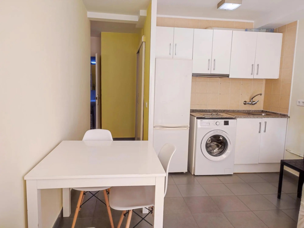 Cannes Planta 3 , Porta 7
