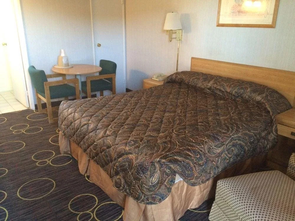 Almara Inn