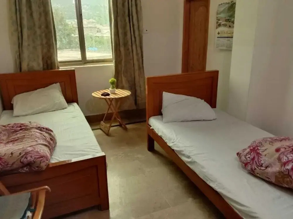 Chinar Guest House