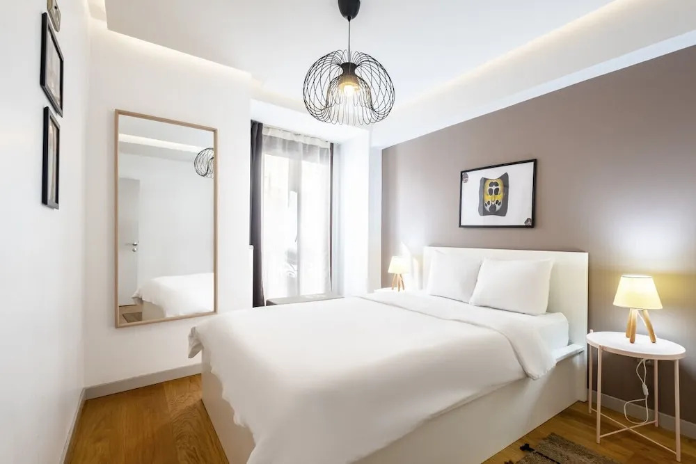 Missafir Exquisite and Central Flat in Nisantasi