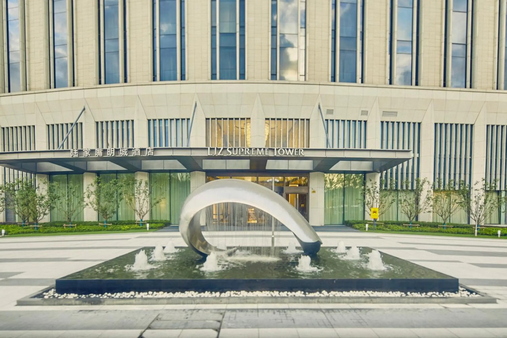 LJZ Supreme Tower Hotel