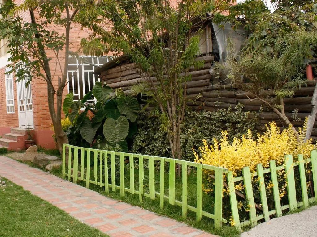 Corest Hotel B & B