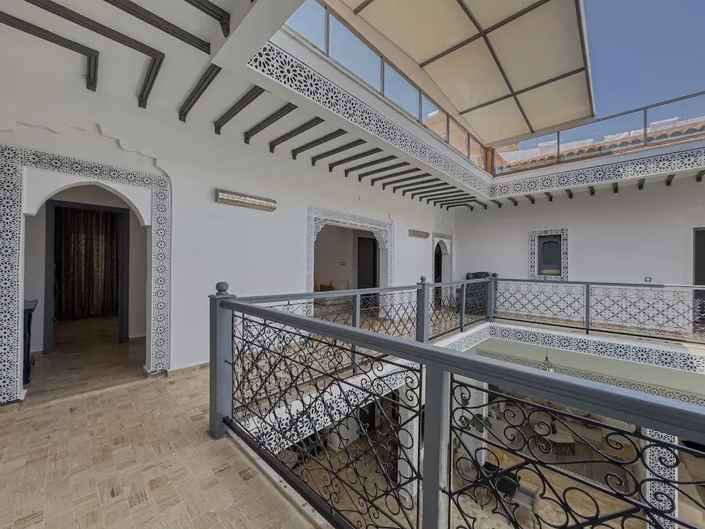 Riad Tonaroz Gold