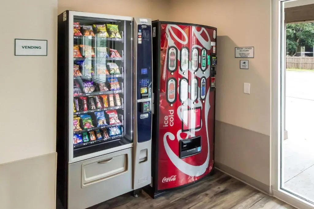 WoodSpring Suites Lake Jackson