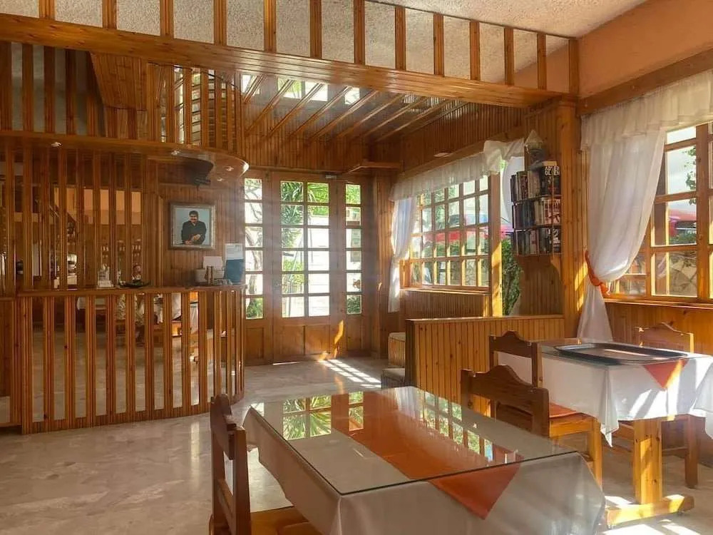 Kissandros Hotel