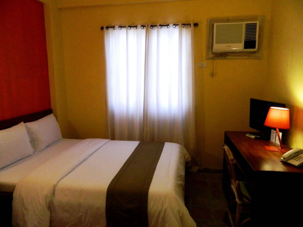 Sunvilla beachfront hotel