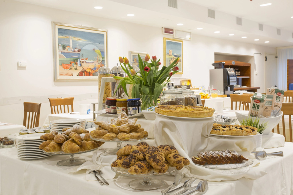 Hotel Calypso- Rimini Marina Centro