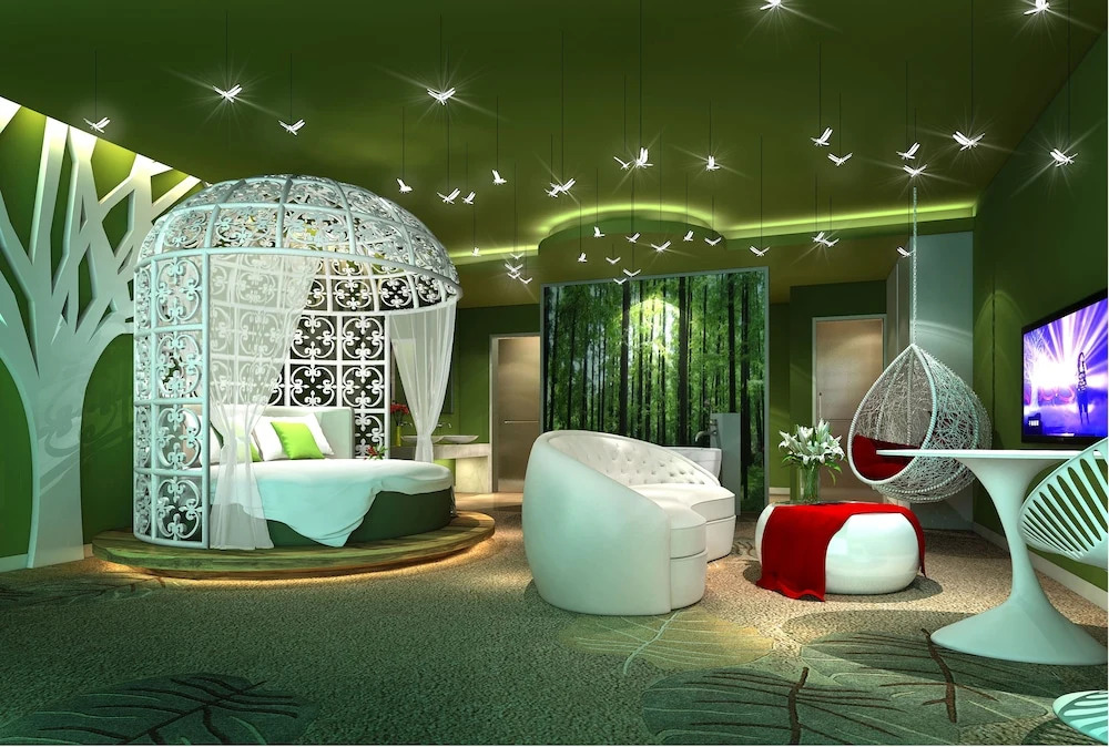 Luoyang Provence Theme Hotel