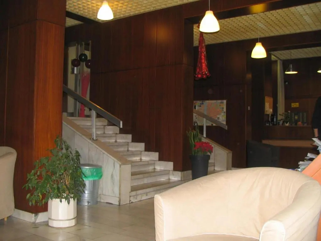 Apartments Leslie