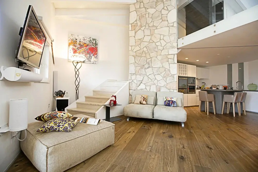 Riva Suite Lake View