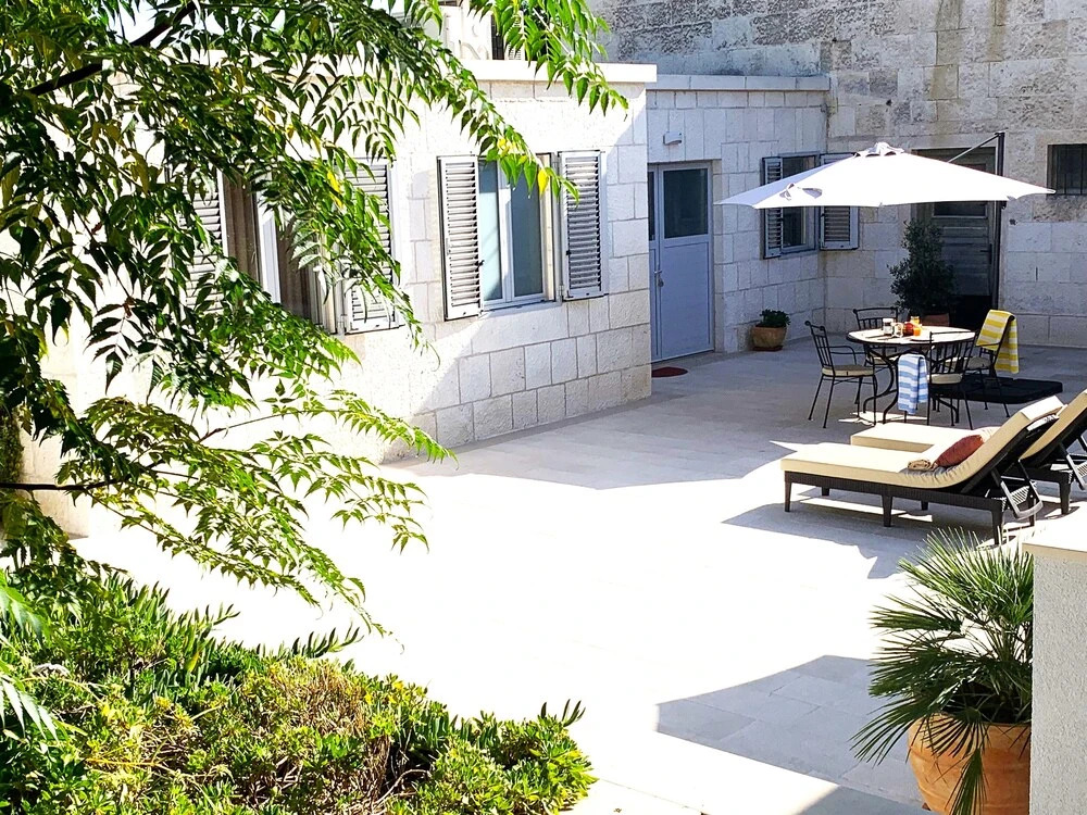 Beach Residences Caroline