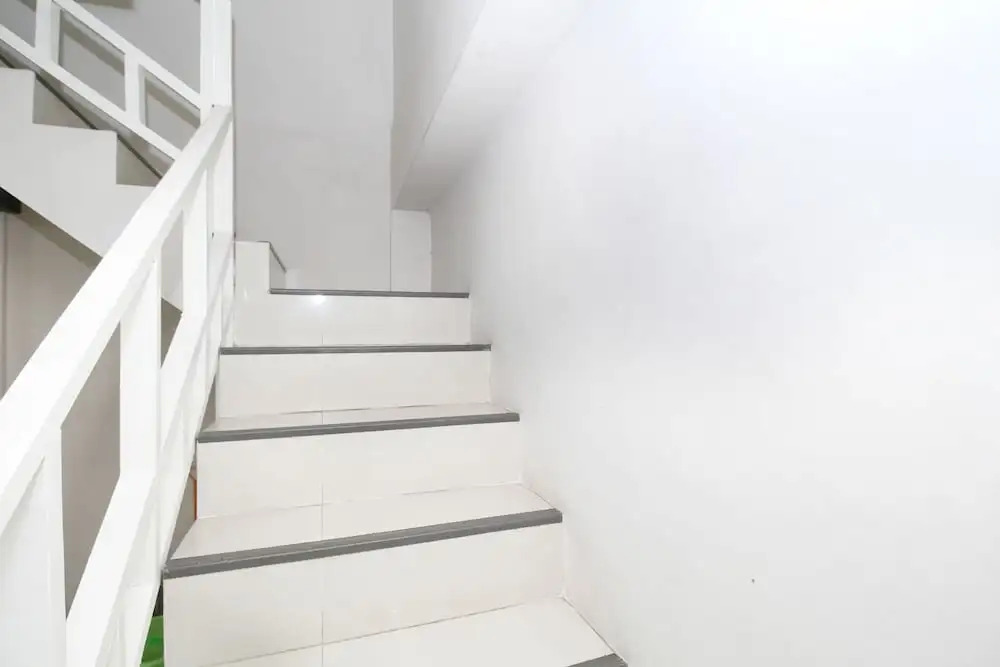 Airy Banyumanik Soedarto 11 Semarang